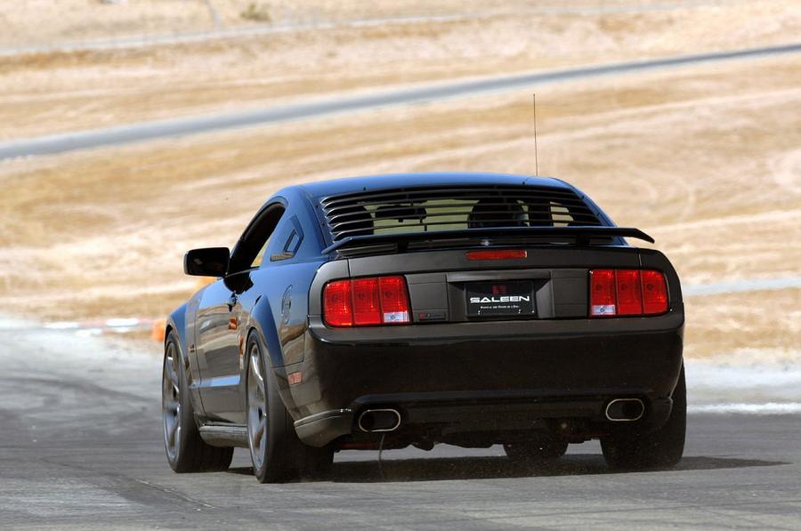  Saleen Dark Horse 2009 года  (фото 24 из 34)